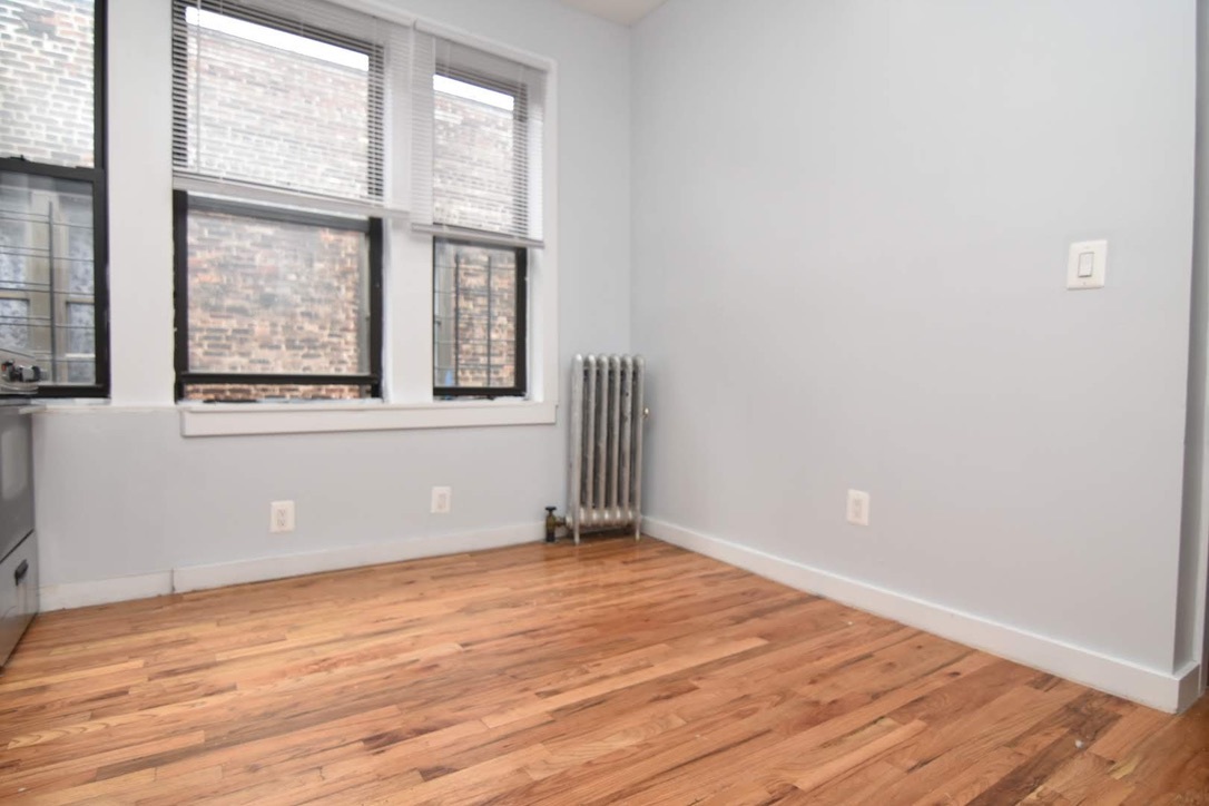 87 Post Avenue, Unit 51 Manhattan, NY 10034 - Photo 1 of 6