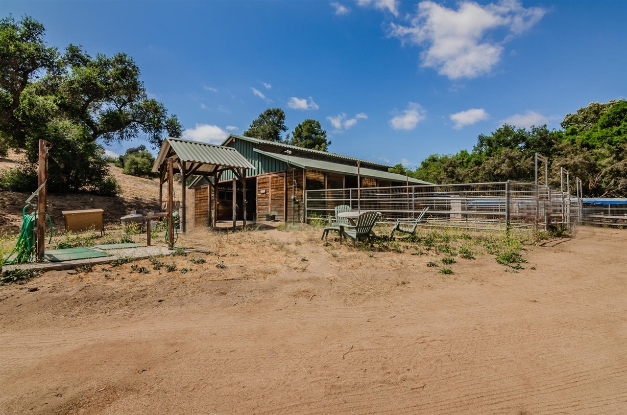 3847 La Canada Road Fallbrook, CA 92028 - Photo 18 of 25