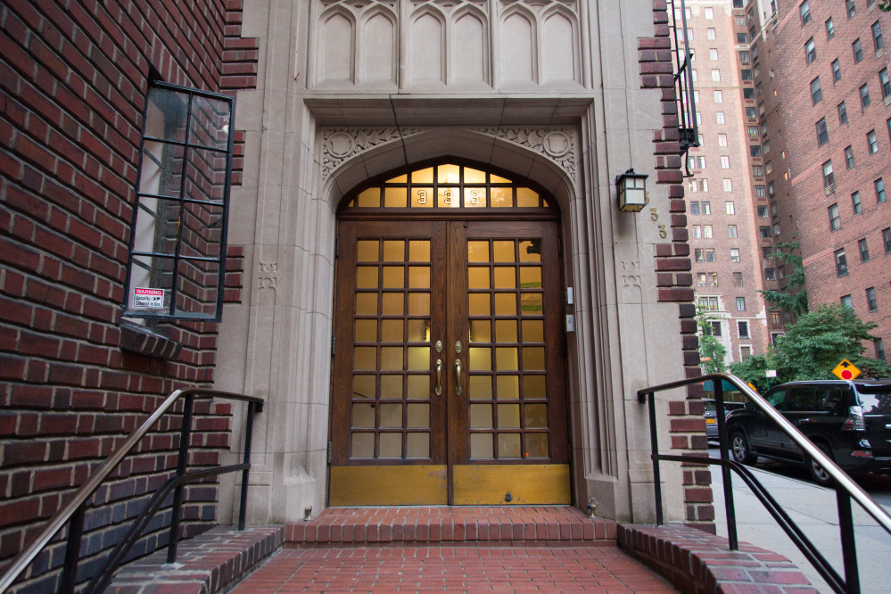 333 E 41st St, Manhattan, NY 10017 - Photo 2 of 2