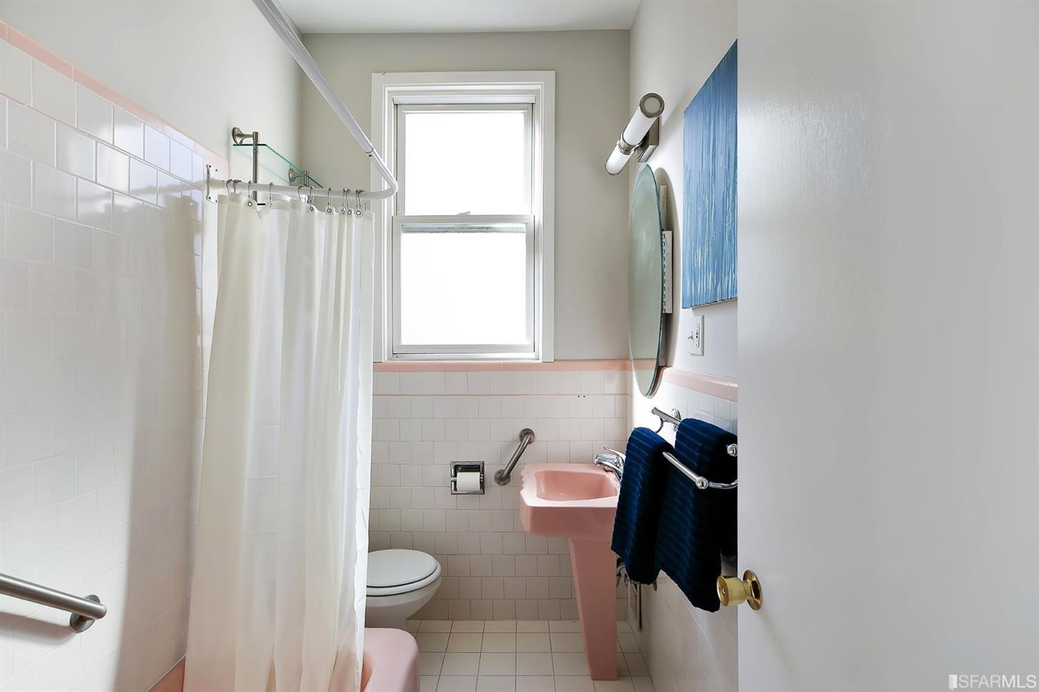 182 Flood Avenue San Francisco, CA 94131 - Photo 23 of 33