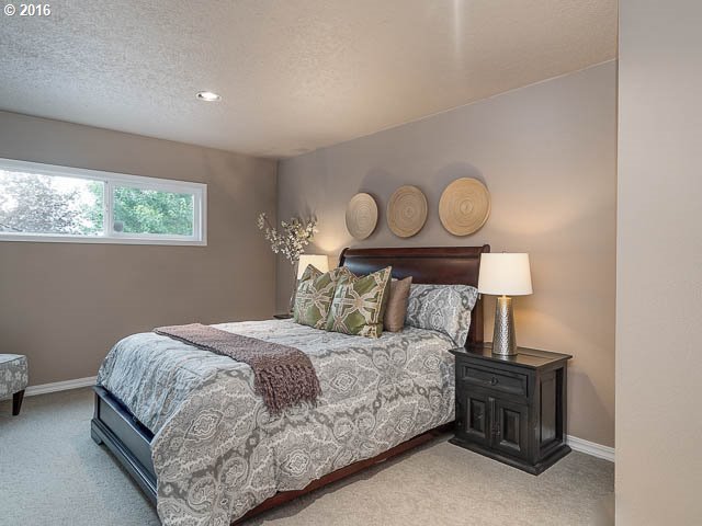 9955 Northwest Kaiser Road Portland, OR 97231 - Photo 4 of 32 Gallery Image 4