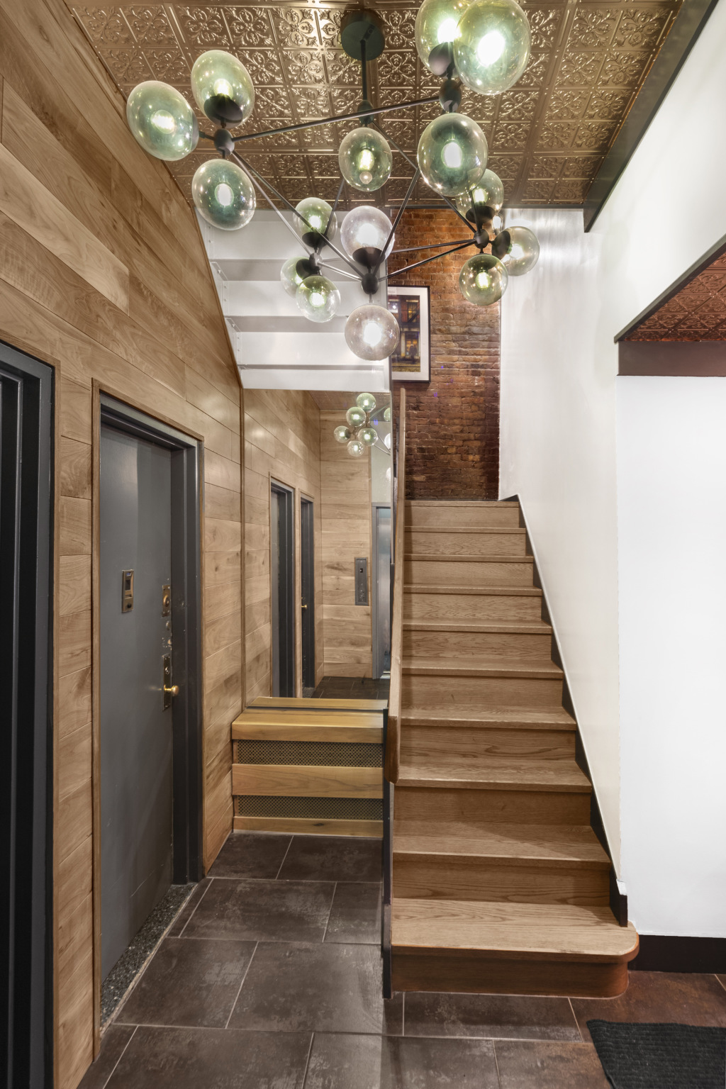 221 West 21st Street, Unit 2D Manhattan, NY 10011 - Photo 5 of 10