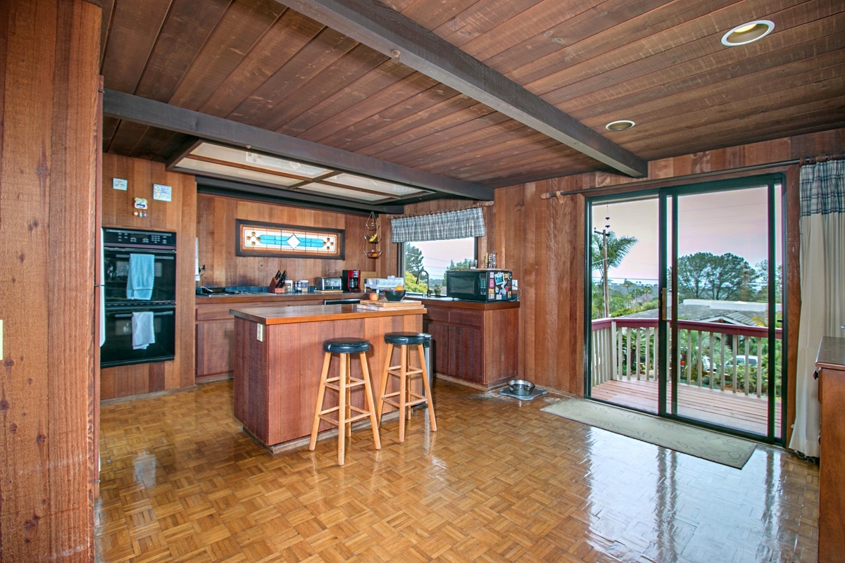1677 Burgundy Road Encinitas, CA 92024 - Photo 19 of 25