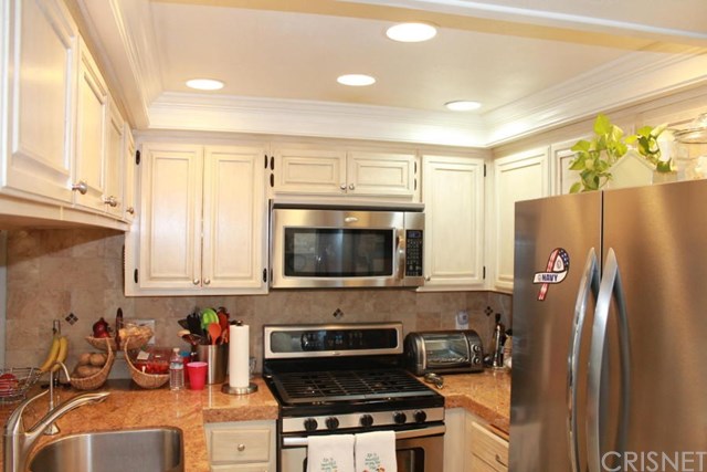 43334 32nd Street West Lancaster, CA 93536 - Photo 12 of 29