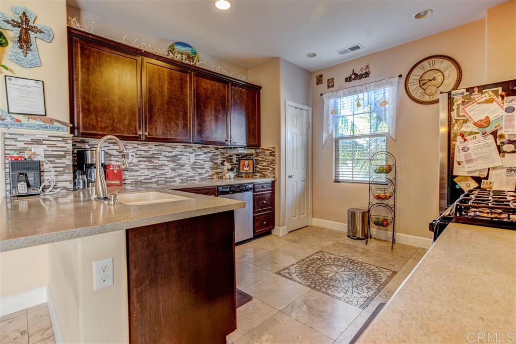 1244 Pershing Road Chula Vista, CA 91913 - Photo 6 of 25 Gallery Image 6