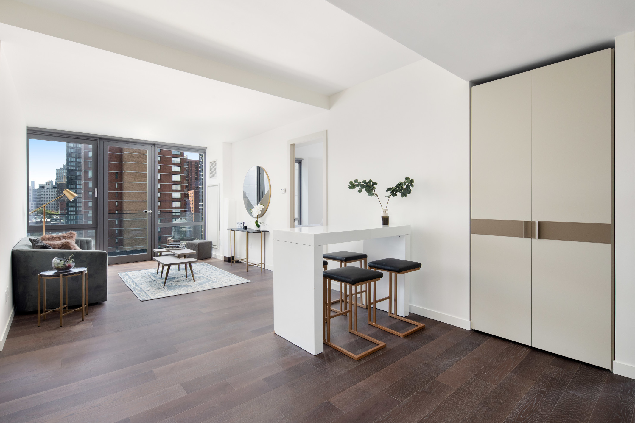 302 East 96th Street, Unit 201 Manhattan, NY 10128 - Photo 3 of 9