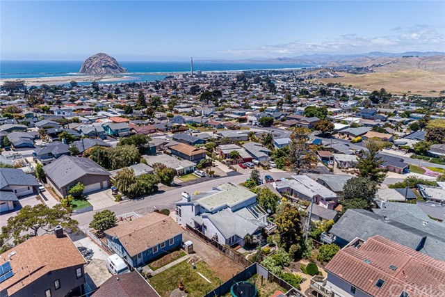 444 Kings Avenue Morro Bay, CA 93442 - Photo 2 of 38