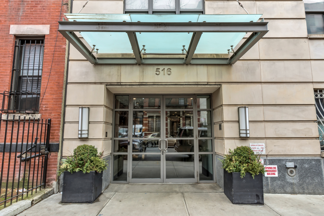 516 West 47th Street, Unit N6K Manhattan, NY 10036 - Photo 3 of 8