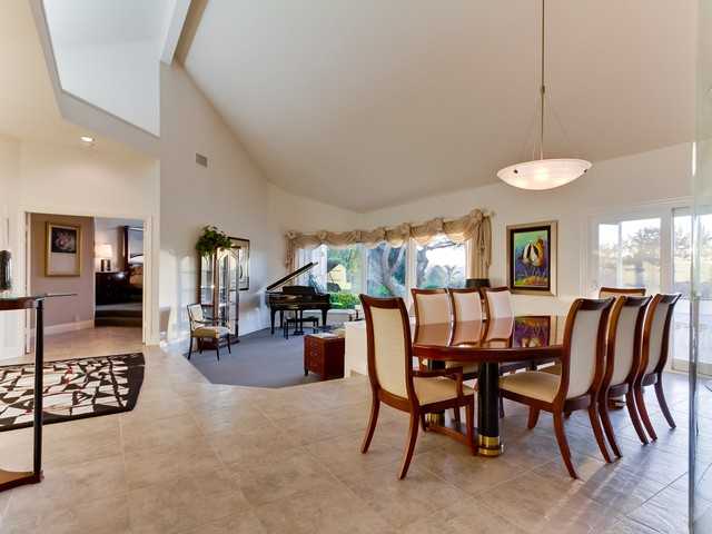 2626 Canyon Road Escondido, CA 92025 - Photo 13 of 25