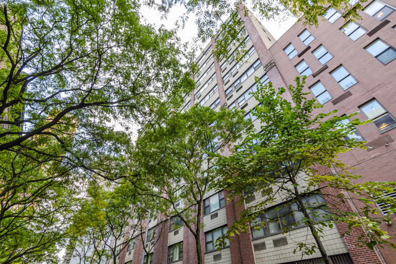 402 E 90th St, Manhattan, NY 10128 - Photo 4 of 4
