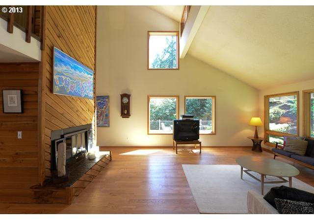 17800 Northeast Courtney Road Sherwood, OR 97140 - Photo 5 of 16 Gallery Image 5