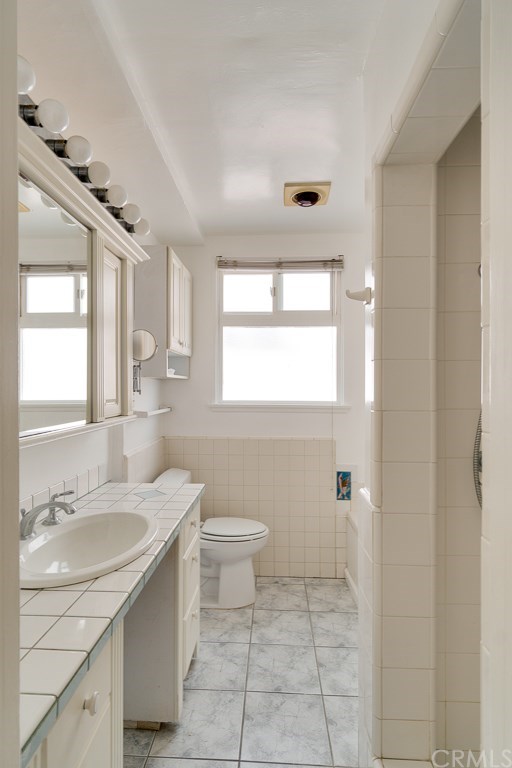 528 The Strand Hermosa Beach, CA 90254 - Photo 19 of 28