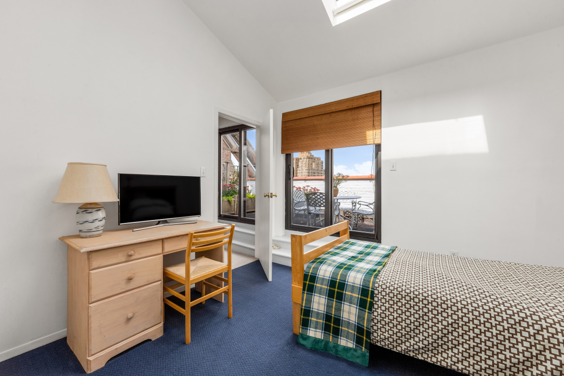 15 Jones Street, Unit 6A Manhattan, NY 10014 - Photo 7 of 11