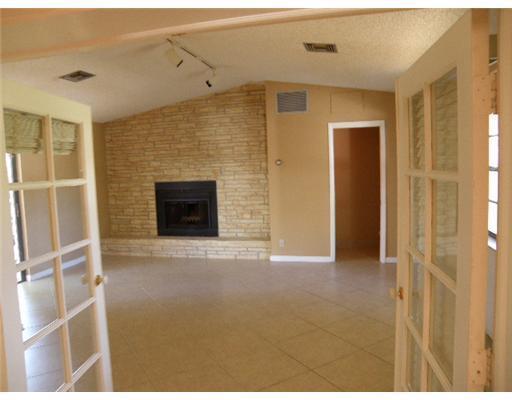 3234 Northwest 28th Way Boca Raton, FL 33434 - Photo 11 of 17