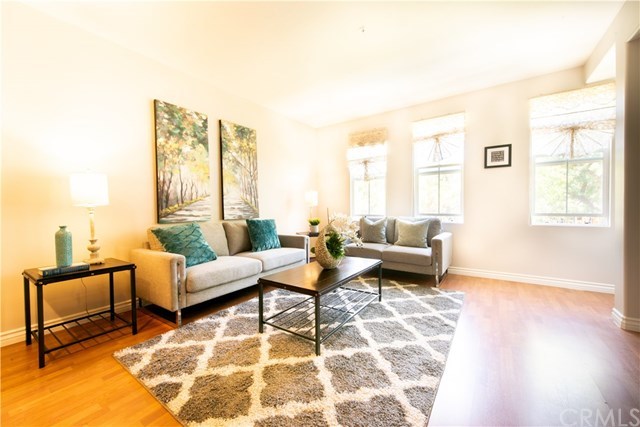 65 Passage Irvine, CA 92603 - Photo 3 of 30