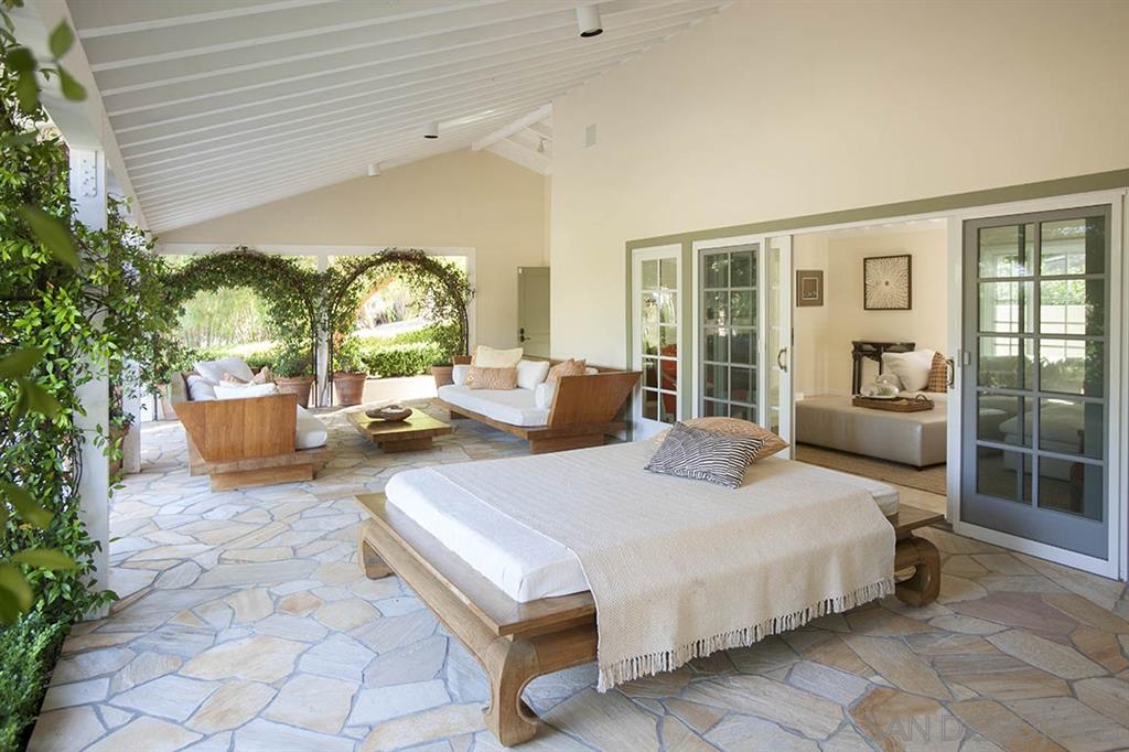 6557 La Valle Plateada Rancho Santa Fe, CA 92067 - Photo 20 of 25