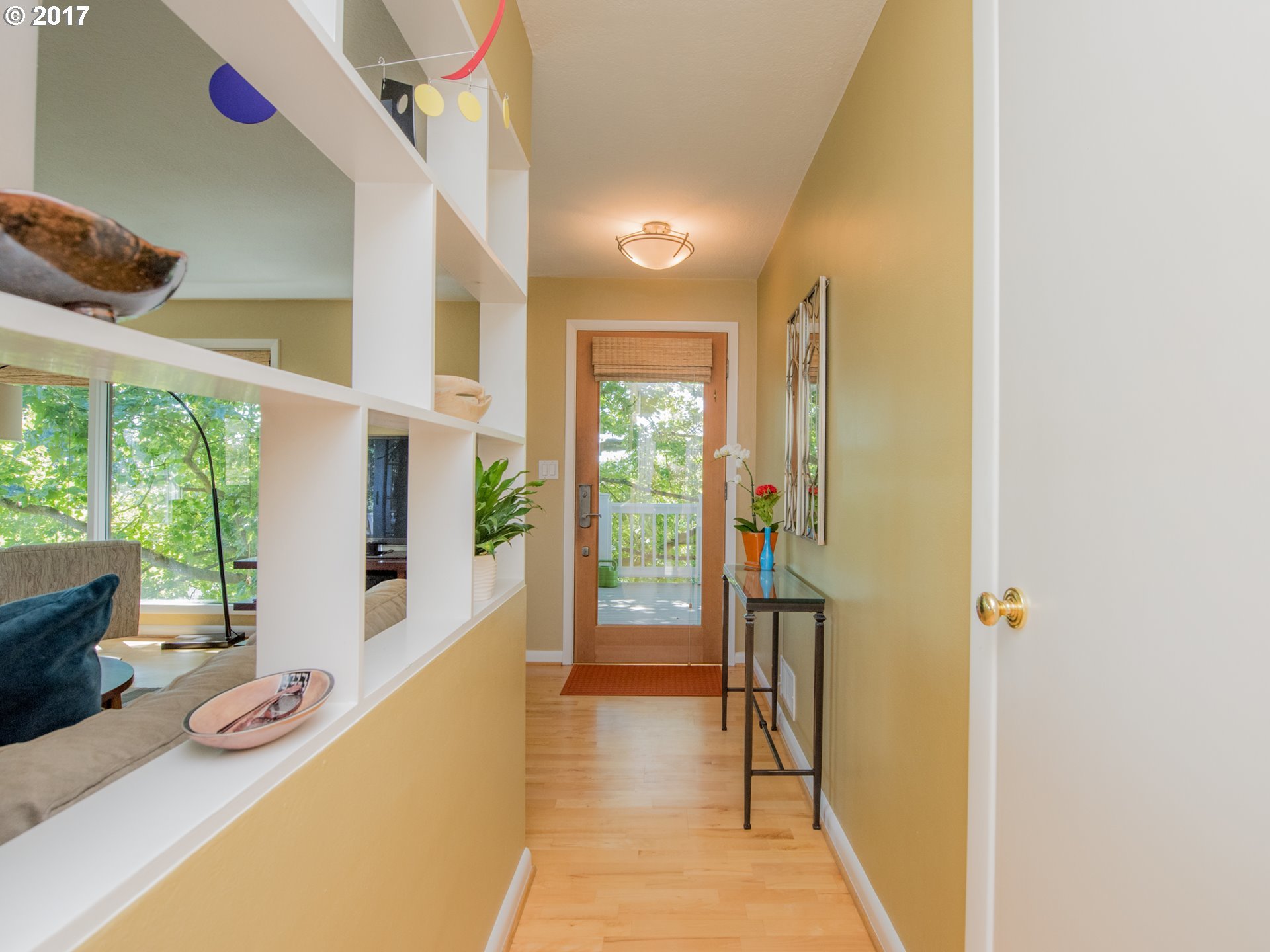 307 Southwest Hamilton Street Portland, OR 97239 - Photo 2 of 27 Gallery Image 2
