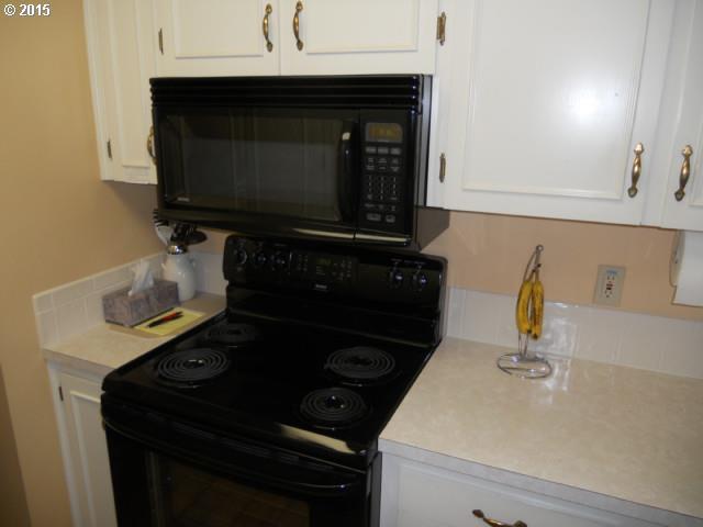 1119 Princeton Road Woodburn, OR 97071 - Photo 5 of 14 Gallery Image 5