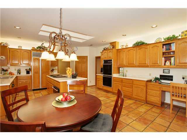 16055 Martincoit Road Poway, CA 92064 - Photo 5 of 6