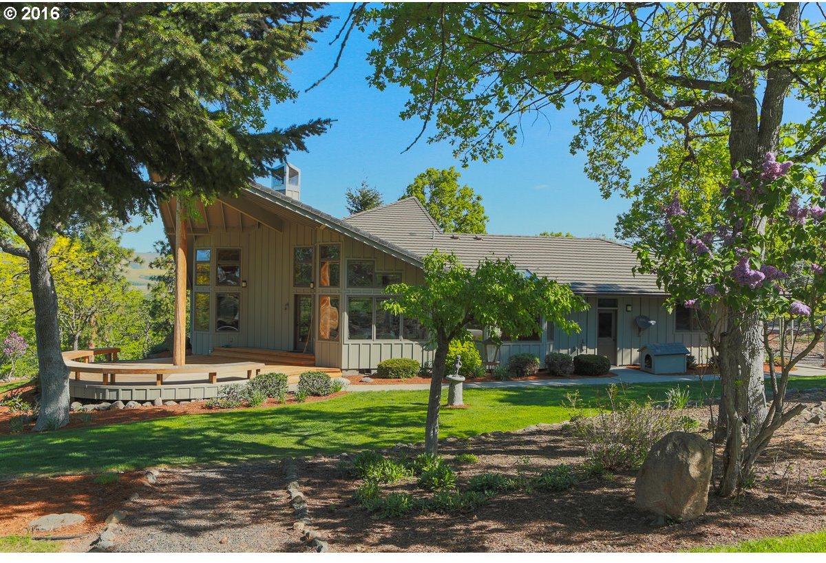 5525 Cherry Heights Road The Dalles, OR 97058 - Photo 2 of 29 Gallery Image 2