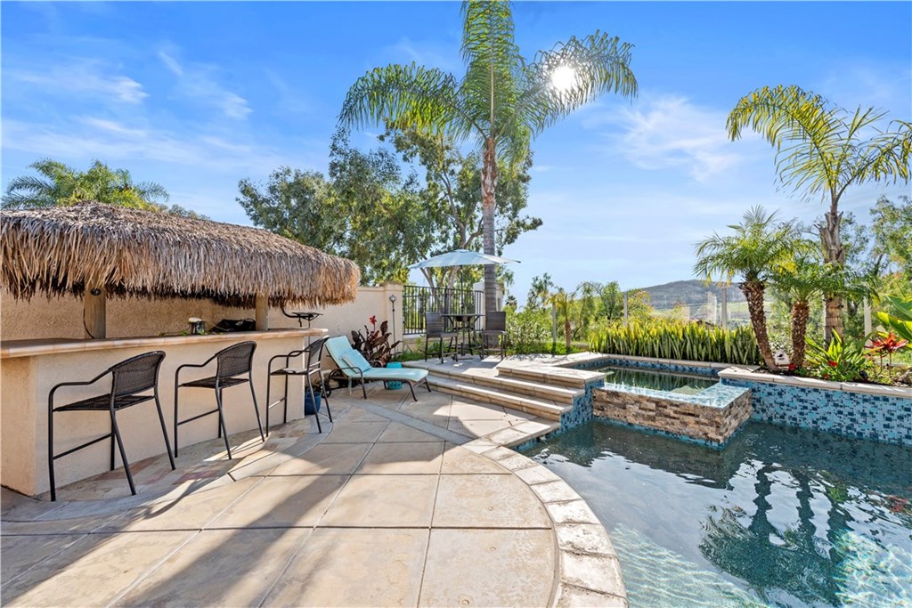 18 Doheny Laguna Niguel, CA 92677 - Photo 5 of 40