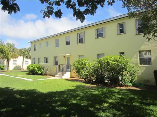 5471 Southwest 78th Street, Unit 13A Miami, FL 33143 - Photo 4 of 17