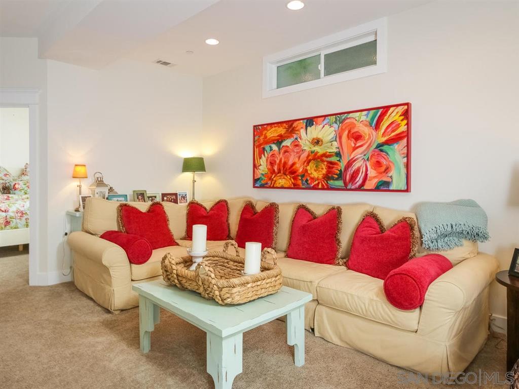 401 E Avenue Coronado, CA 92118 - Photo 16 of 25