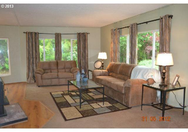 3095 Spring Villa Road Southeast Silverton, OR 97381 - Photo 4 of 16 Gallery Image 4