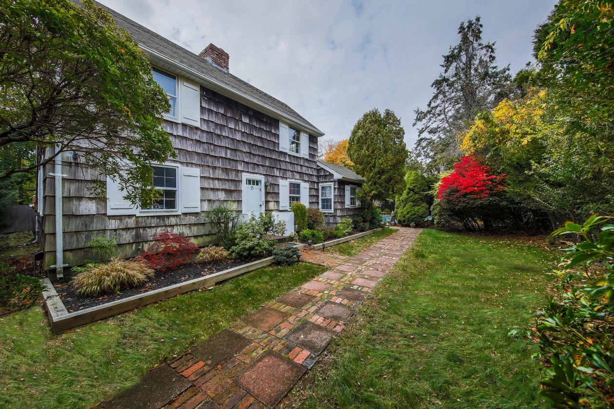 362 Bluff Road, Amagansett, NY 11930 Compass