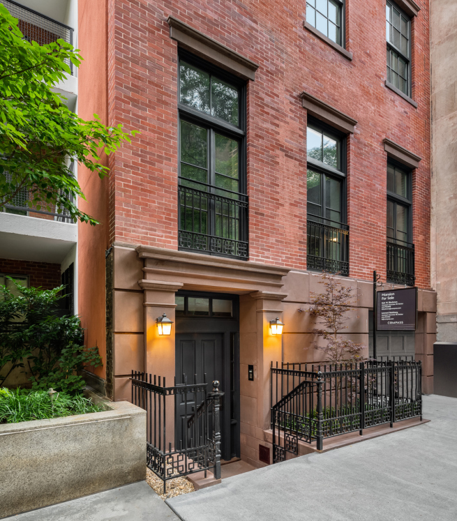 11 West 12th Street Manhattan, NY 10011 - Photo 3 of 31