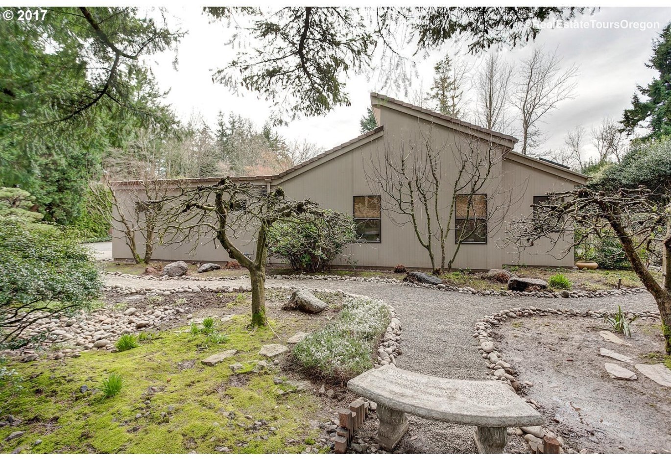 666 Southwest Palatine Hill Road, Unit A Portland, OR 97219 - Photo 29 of 32 Gallery Image 29