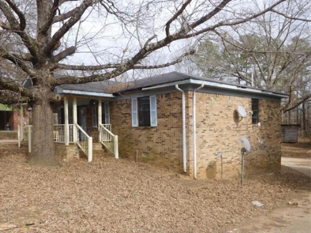 971 Purdy Road Selmer, TN 38375 - Photo 3 of 10 Gallery Image 3