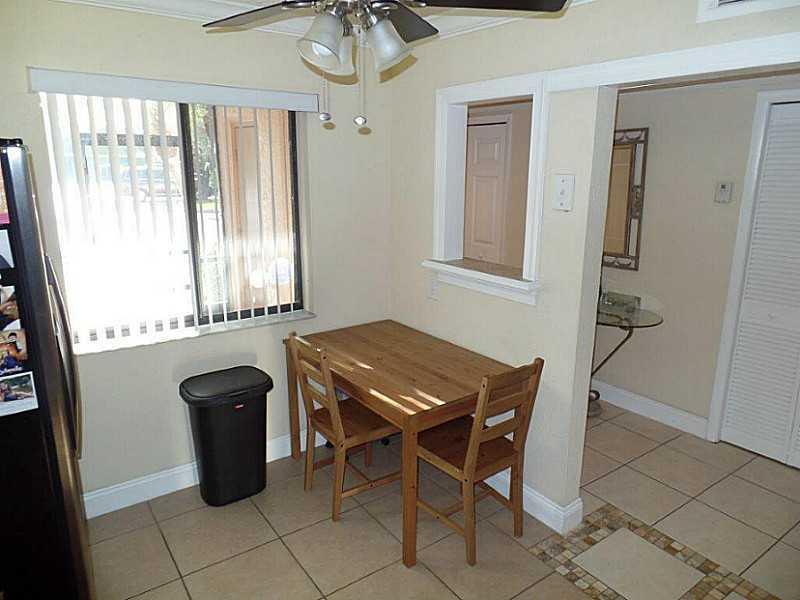 280 Racquet Club Road, Unit 102 Weston, FL 33326 - Photo 8 of 35