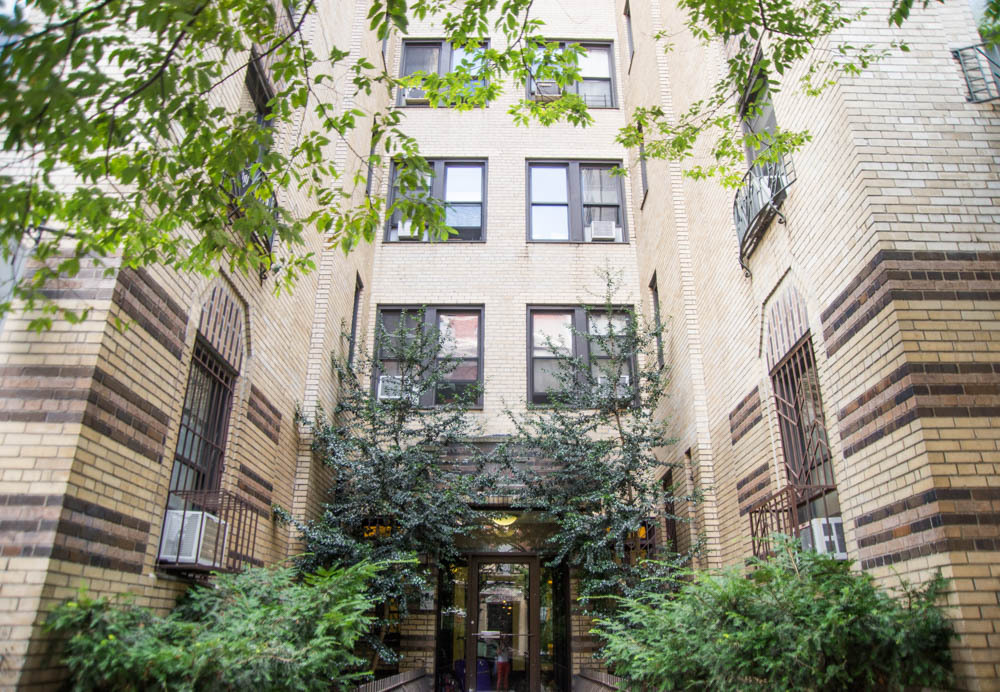 The Jesse at 3rd 176 E 3rd St, Manhattan, NY 10009 - Photo 3 of 4