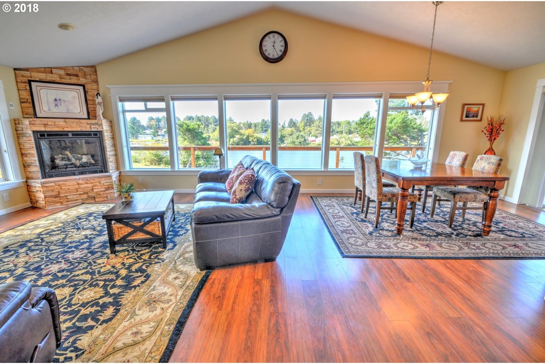 90530 Sunset Lake Road Warrenton, OR 97146 - Photo 4 of 32 Gallery Image 4