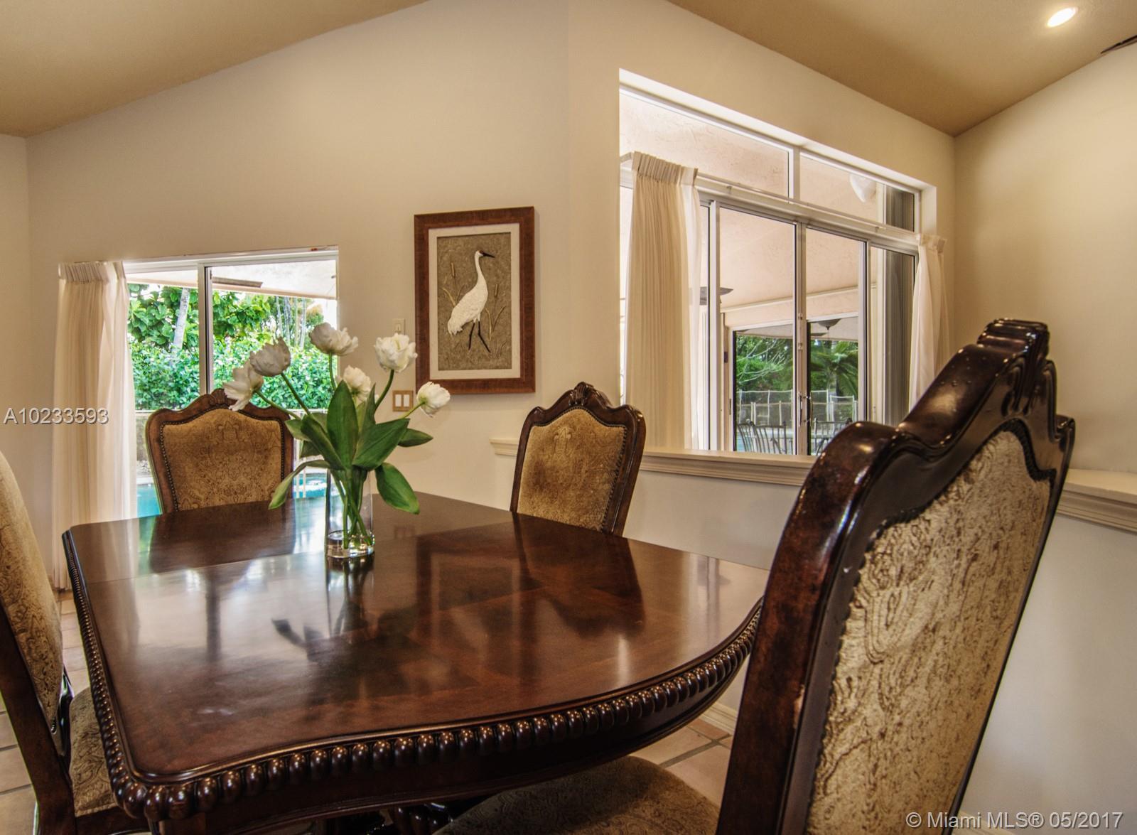 762 Crescent Way Weston, FL 33326 - Photo 15 of 34