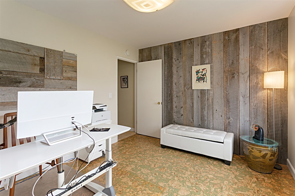 1687 Laurel Road Oceanside, CA 92054 - Photo 18 of 25 Gallery Image 18