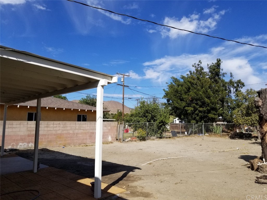 5379 35th Street Riverside, CA 92509 - Photo 5 of 10