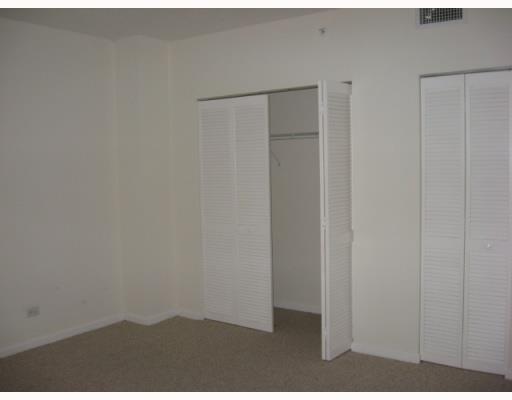 701 Brickell Key Boulevard, Unit 1908 Miami, FL 33131 - Photo 6 of 16