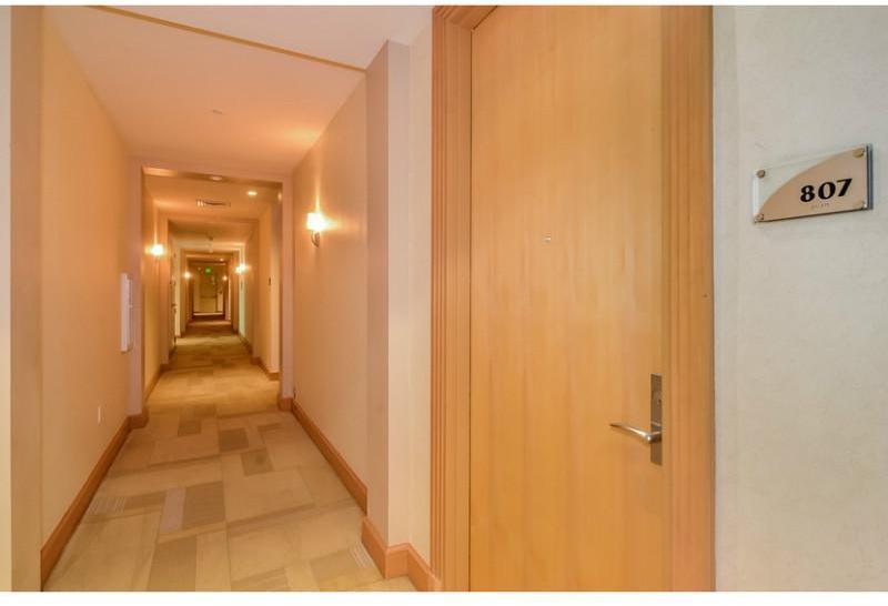 218 Southeast 14th Street, Unit 807 Miami, FL 33131 - Photo 4 of 35