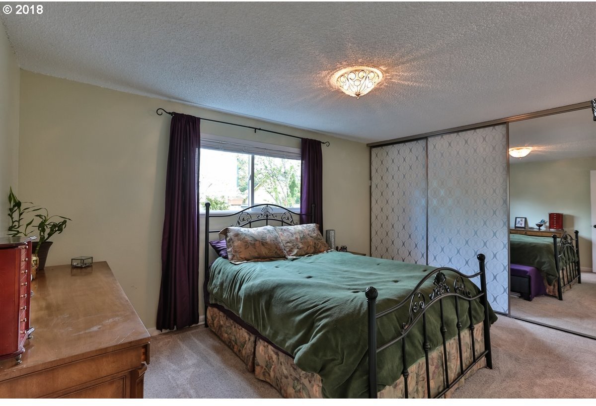 8974 Southwest Herb Way Portland, OR 97223 - Photo 14 of 32 Gallery Image 14