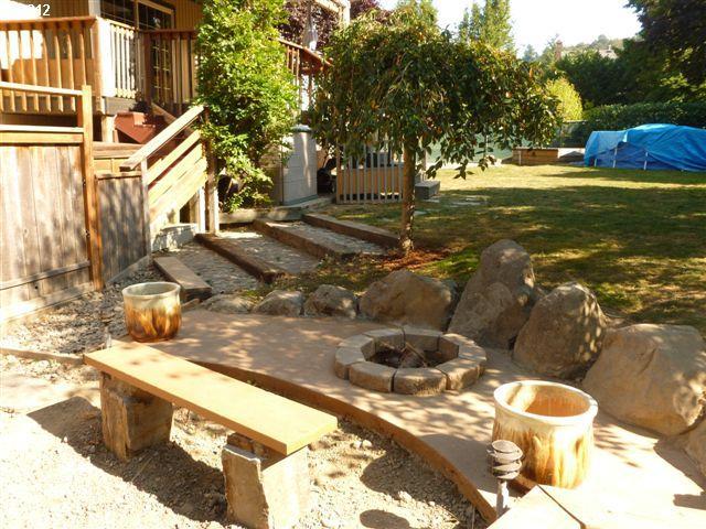 1942 Southwest 24th Court Gresham, OR 97080 - Photo 14 of 16