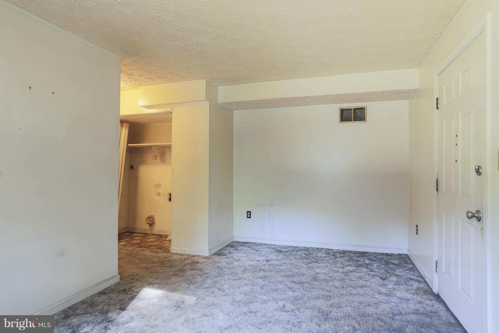 7114 Wright Road Hanover, MD 21076 - Photo 9 of 26