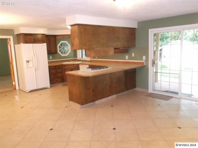 316 Southwest 9th Street Sublimity, OR 97385 - Photo 8 of 16 Gallery Image 8