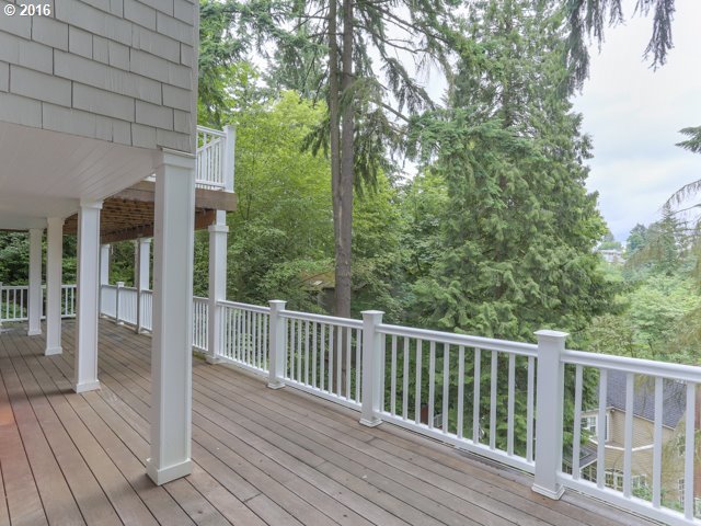 2945 Southwest Fairview Boulevard Portland, OR 97205 - Photo 29 of 30 Gallery Image 29