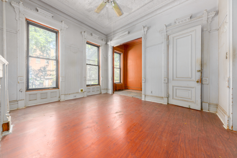 387 Madison Street Brooklyn, NY 11221 - Photo 5 of 9