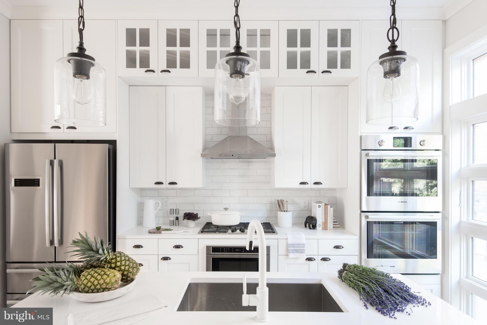 407 Guethler's Way Washington, DC 20003 - Photo 12 of 26