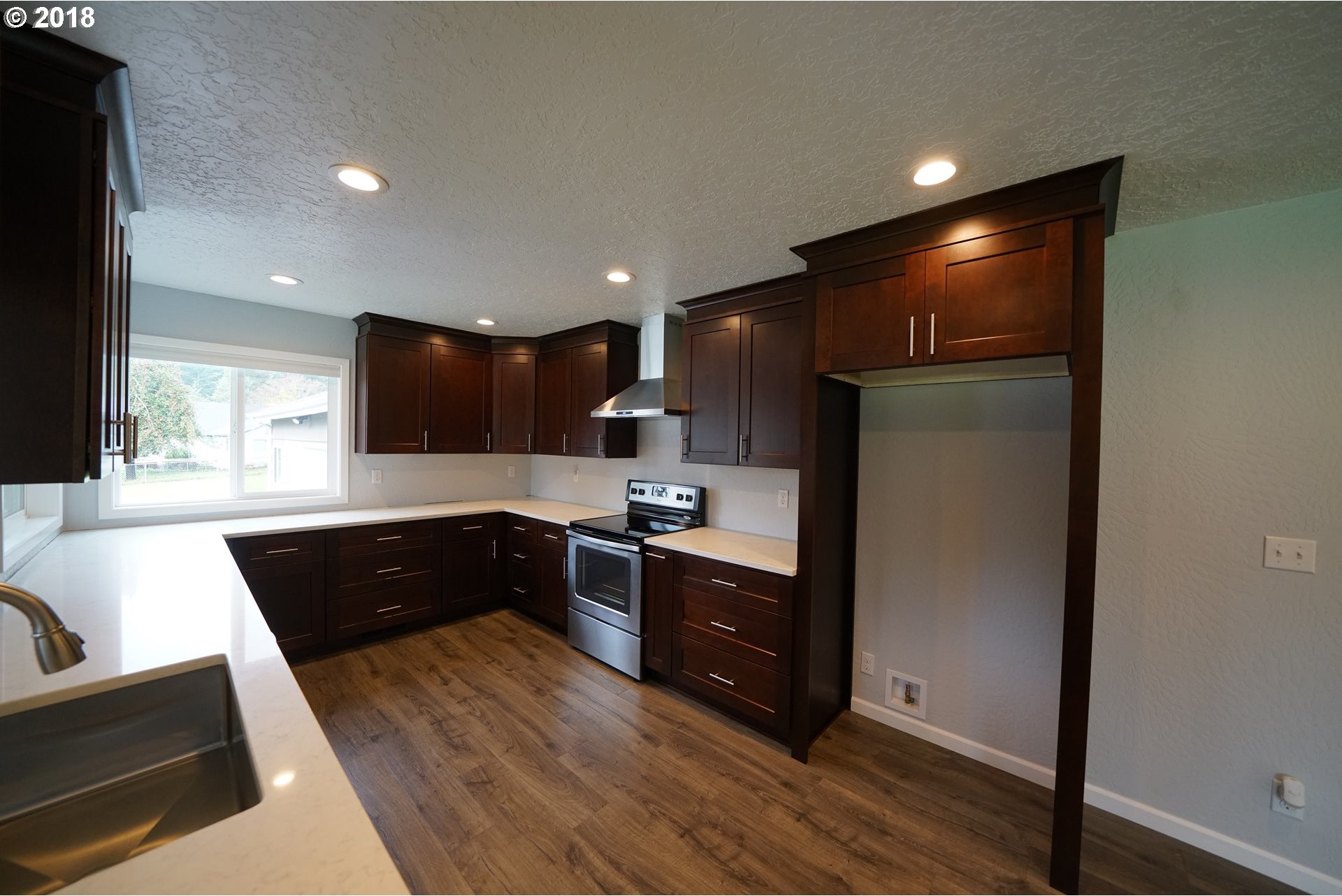 1014 Coal Creek Road Longview, WA 98632 - Photo 11 of 27 Gallery Image 11