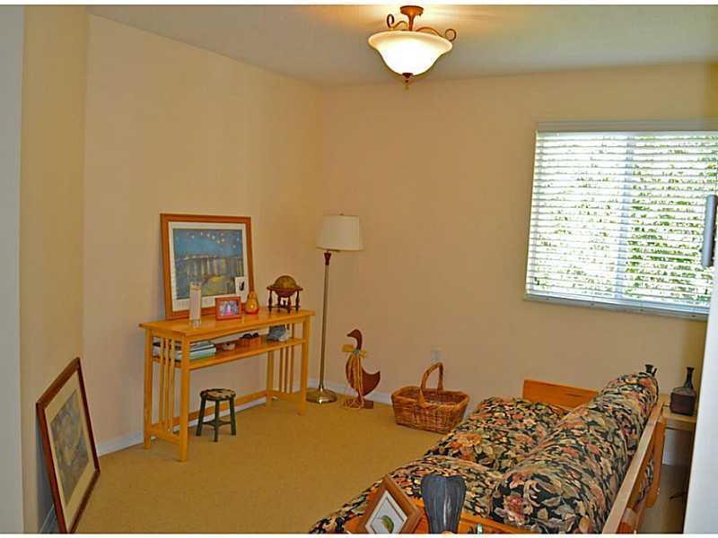 16544 Southwest 68th Terrace Miami, FL 33193 - Photo 23 of 33