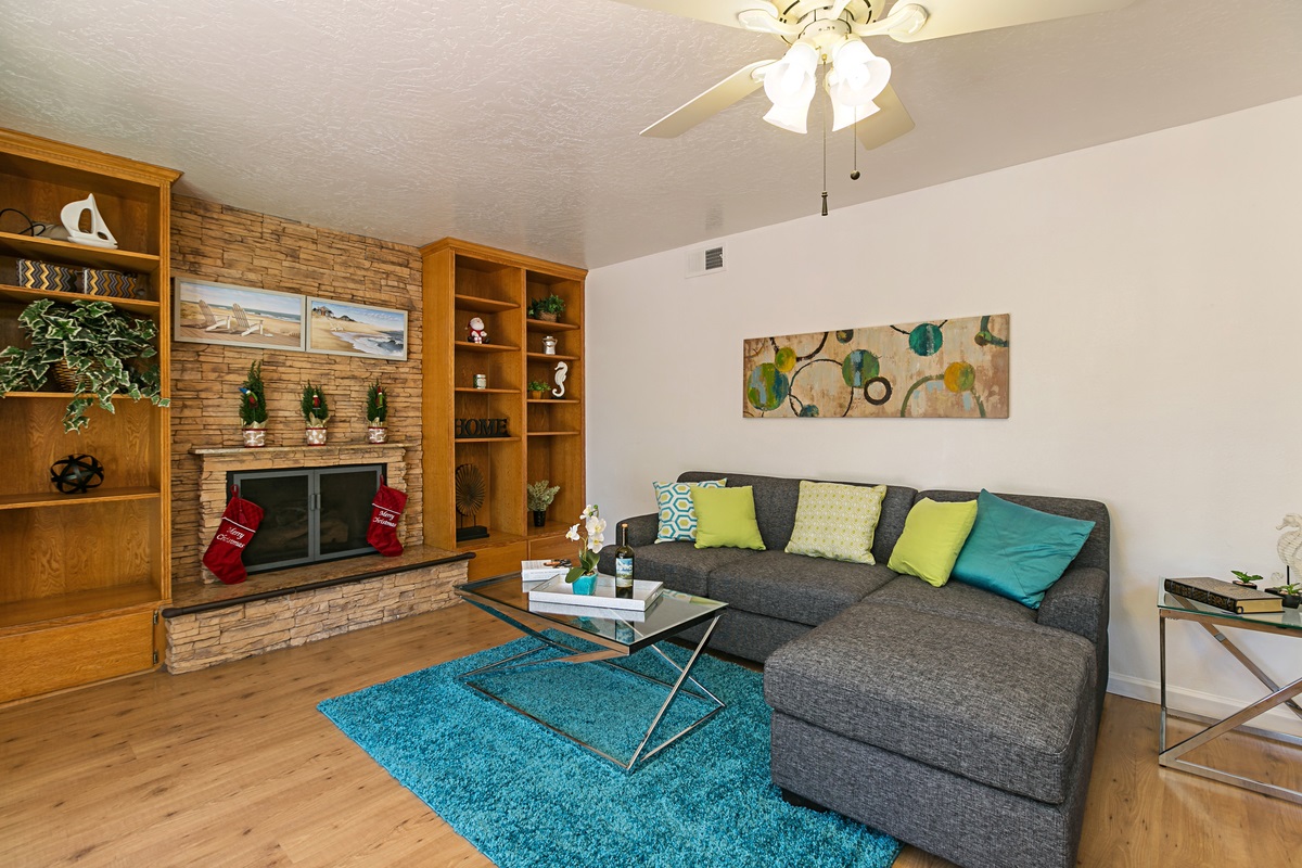 2133 Valley Road Oceanside, CA 92056 - Photo 9 of 25